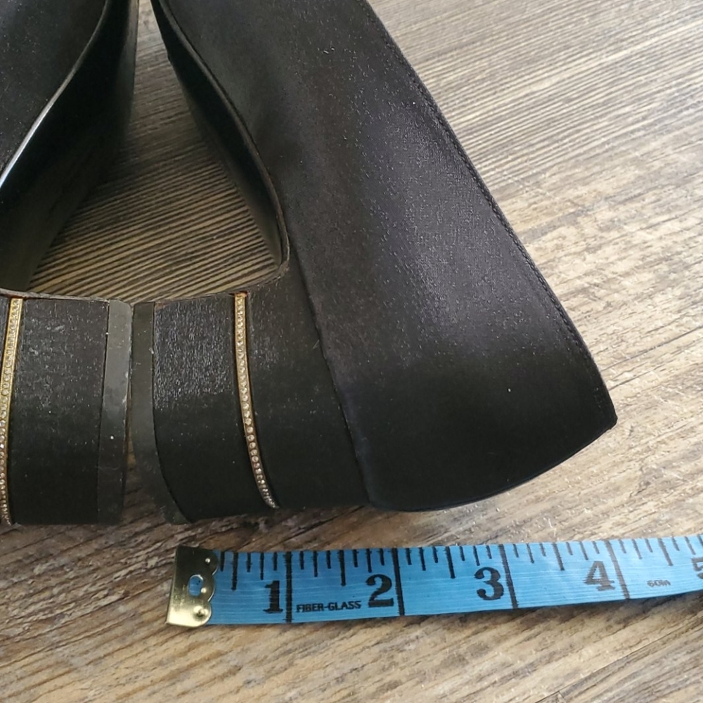 Salvatore Ferragamo black fabric shoes size 8C - Picture 9 of 11